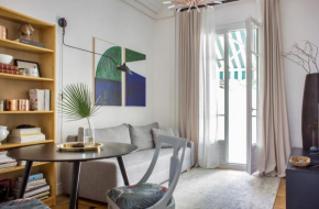 Nice center apartment, 2 bedrooms, A/C, 7 min to the sea by foot